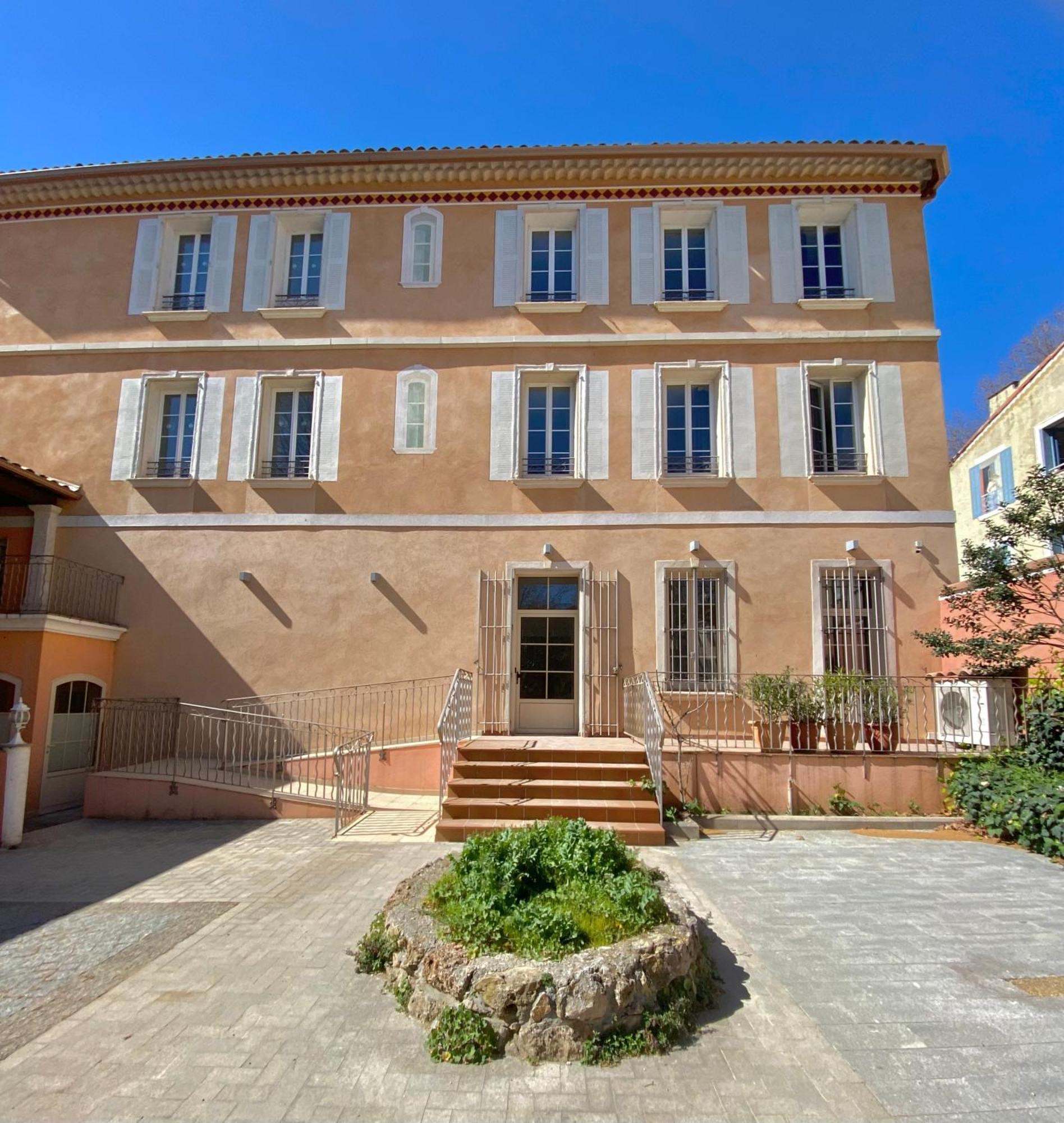 Hotel La Falaise Cotignac Eksteriør bilde